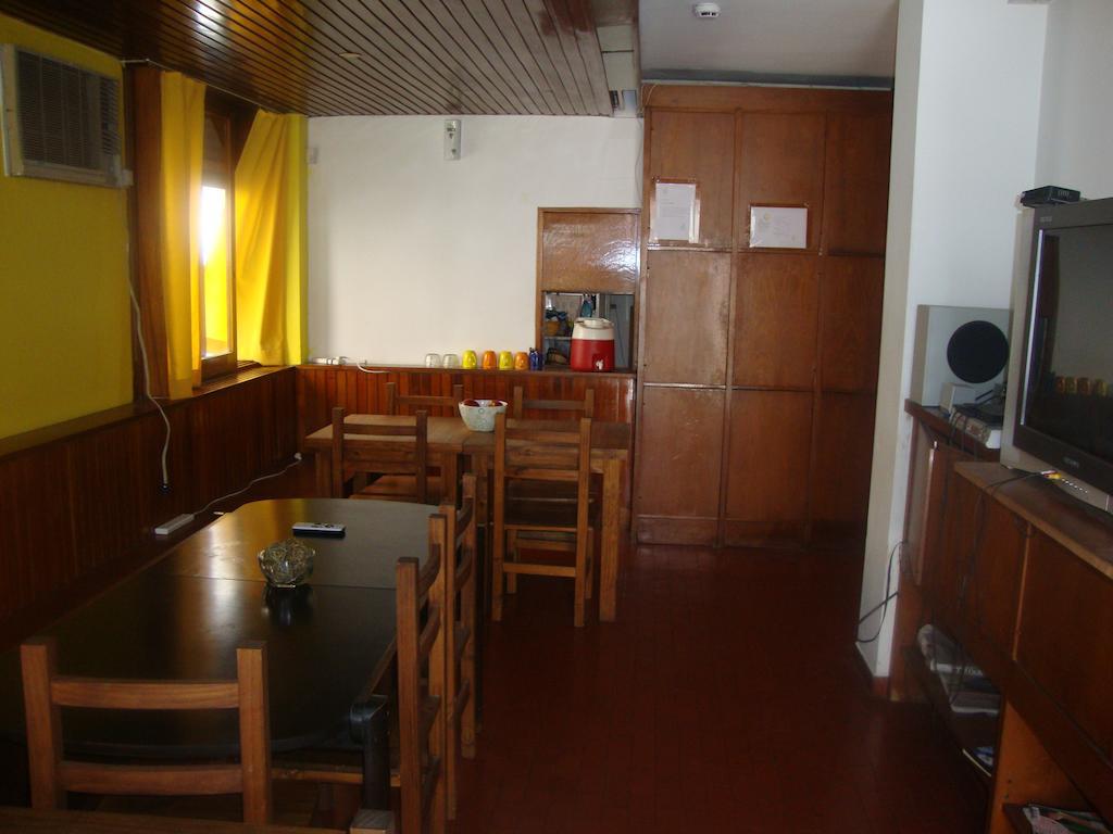 El Intercultural Hostel La Plata Exteriör bild